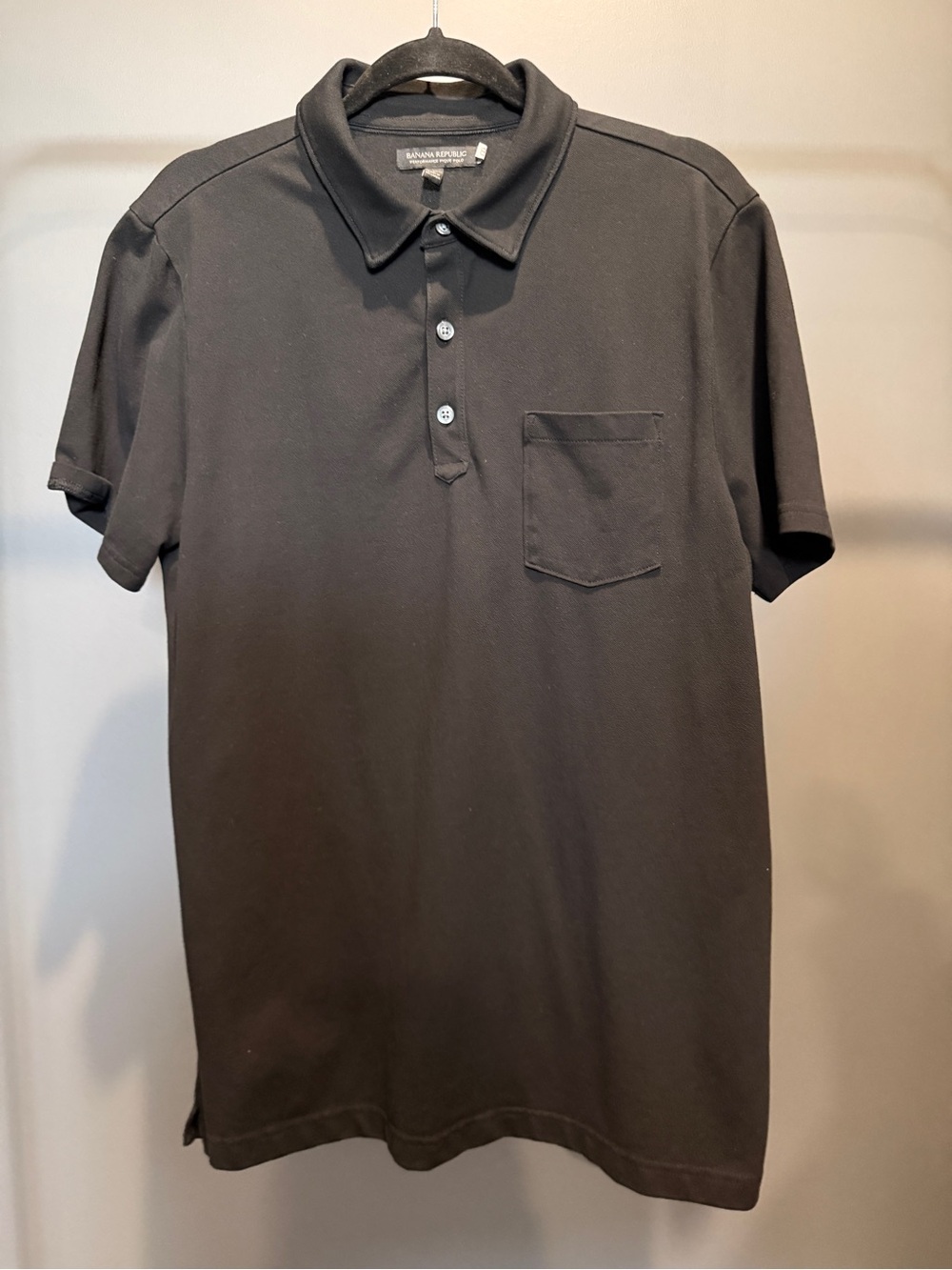 Banana Republic Men's performance pique  Polo with Chest Pocket LT